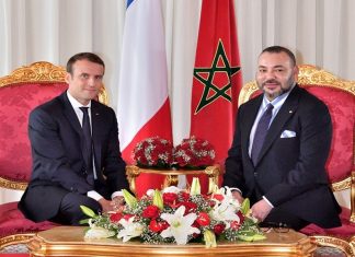 Rencontre avec le Roi : Macron ‘‘très touché’’