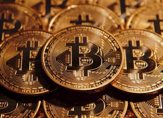 Le bitcoin tombe à son plus bas niveau depuis 18 mois