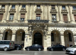 Algérie : La Banque centrale rappelle à l’ordre les banques