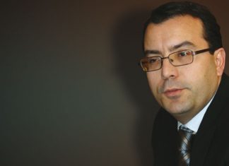 Management : Anass Alami se lance dans le conseil