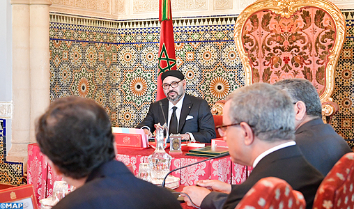 SM-le-Roi-préside-conseil-des-ministres-M