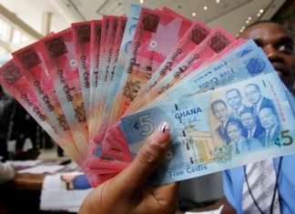 Ghana : La monnaie locale à son plus bas niveau historique face au dollar