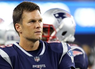 Sport US : Tom Brady entre dans l’histoire du football américain