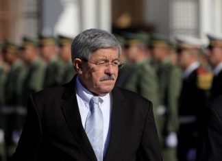 Algérie : Incarcération de l’ex-Premier ministre Ahmed Ouyahia