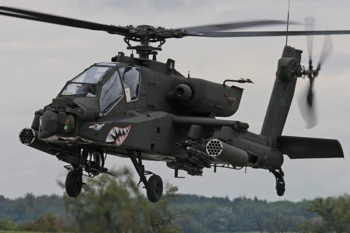 hélicoptères Apache