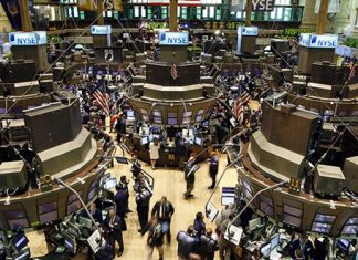 Bourse : Le Dow Jones perd plus de 2000 points, sur fond du krash pétrolier