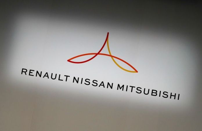 https://www.infomediaire.net/wp-content/uploads/2020/05/Lalliance-Renault-Nissan-Mitsubishi-veut-produire-en-commun-50-des-ve%CC%81hicules-.jpg