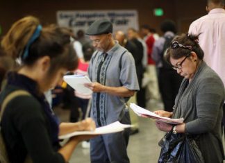 USA : Le chômage atteint 14,7% en avril, un record depuis la Grande Dépression