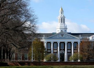 USA : Harvard et MIT portent plainte contre les restrictions de visa aux étudiants étrangers