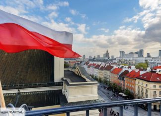 La Pologne interdit les vols directs en provenance de 44 pays