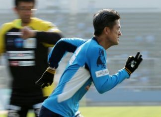 Le footballeur Miura (53 ans) devient le plus vieux titulaire du championnat japonnais