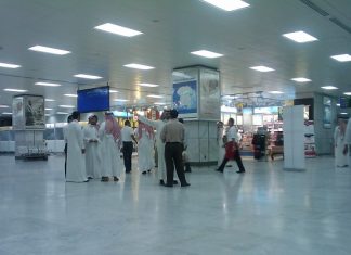 Les voyageurs de 20 pays provisoirement interdits d’Arabie saoudite
