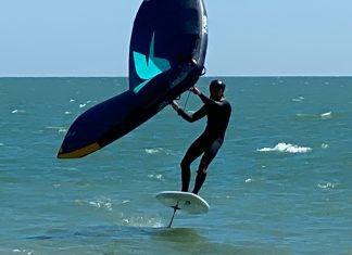 Coup d’envoi à Dakhla du 1er championnat du monde de wing foil