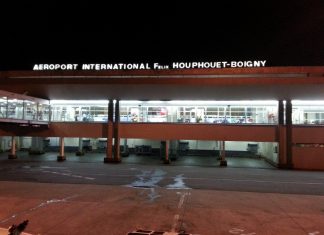 La Côte d’Ivoire allège le contrôle sanitaire pour les voyageurs