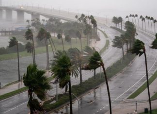 Forte tempête aux USA, une trentaine de morts et plus d’un millier de vols affectés