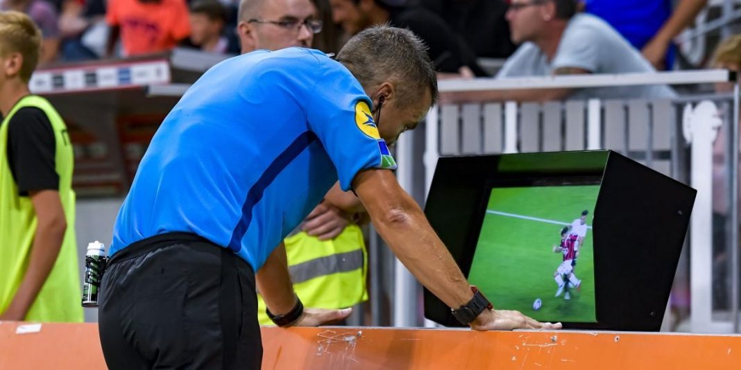 VAR
