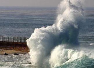 Alerte météo: vagues dangereuses prévues ce dimanche sur les côtes atlantiques