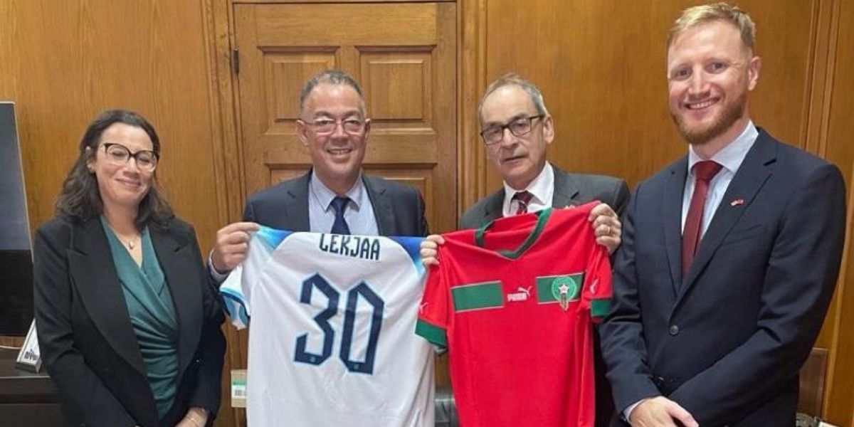 Grand Stadium in Casablanca: Legja meets the British Ambassador to Morocco