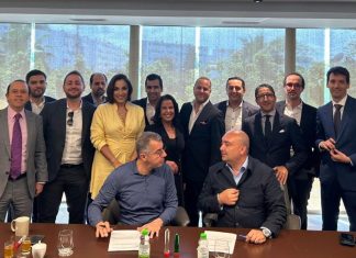 Dislog Group acquiert la totalité des parts de CMB Plastique