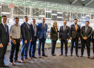 Le PDG de la RAM en visite chez Boeing à Seattle