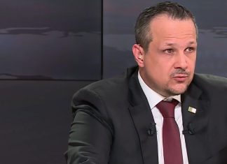 L’Algérien Mehdi Ghezzar viré de RMC après avoir insulté le Maroc