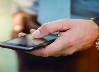 Le renouvellement des licences de Wana et Medi Telecom sur la table du gouvernement