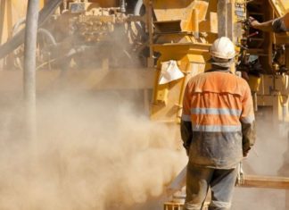 Projet cuivre-or Alouana: Royal Road Minerals obtient les permis de forage