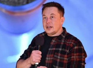Tesla officialise son installation au Maroc
