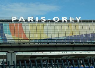 Grève des contrôleurs aériens en France: jusqu’à 50% des vols annulés dans plusieurs aéroports