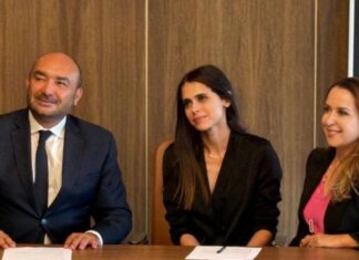 Dislog Group et Kaline officialisent leur collaboration avec Kenza Cheddadi