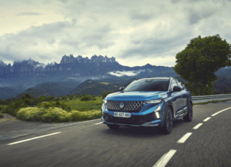 NOUVEAU RENAULT AUSTRAL : STYLE RENOUVELÉ, CONFORT RENFORCÉ, PLAISIR HYBRIDE