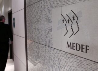 Provinces du Sud : une délégation marocaine en mission au MEDEF