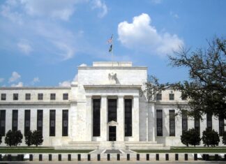 USA : la Fed maintient ses taux inchangés et choisit la prudence