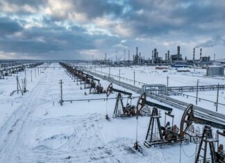 Ce que révèle le recul de la production pétrolière russe en février