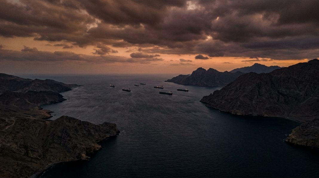 Aerial_view_Strait_Hormuz_dusk_202606111118