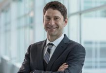 Schneider renforce sa gouvernance avec l’arrivée d’Austin Ramirez à son conseil d’administration