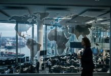 FMI : l’économie mondiale résiste, mais les fragilités s’accumulent