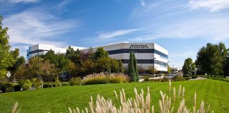 Micron signe des résultats historiques, dopé par l’explosion de la demande en puces mémoire pour l’IA