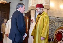 SM le Roi reçoit à Rabat plusieurs ambassadeurs étrangers