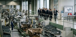 Automobile : Merz ouvre la porte à une reprise d’usines allemandes par des groupes chinois